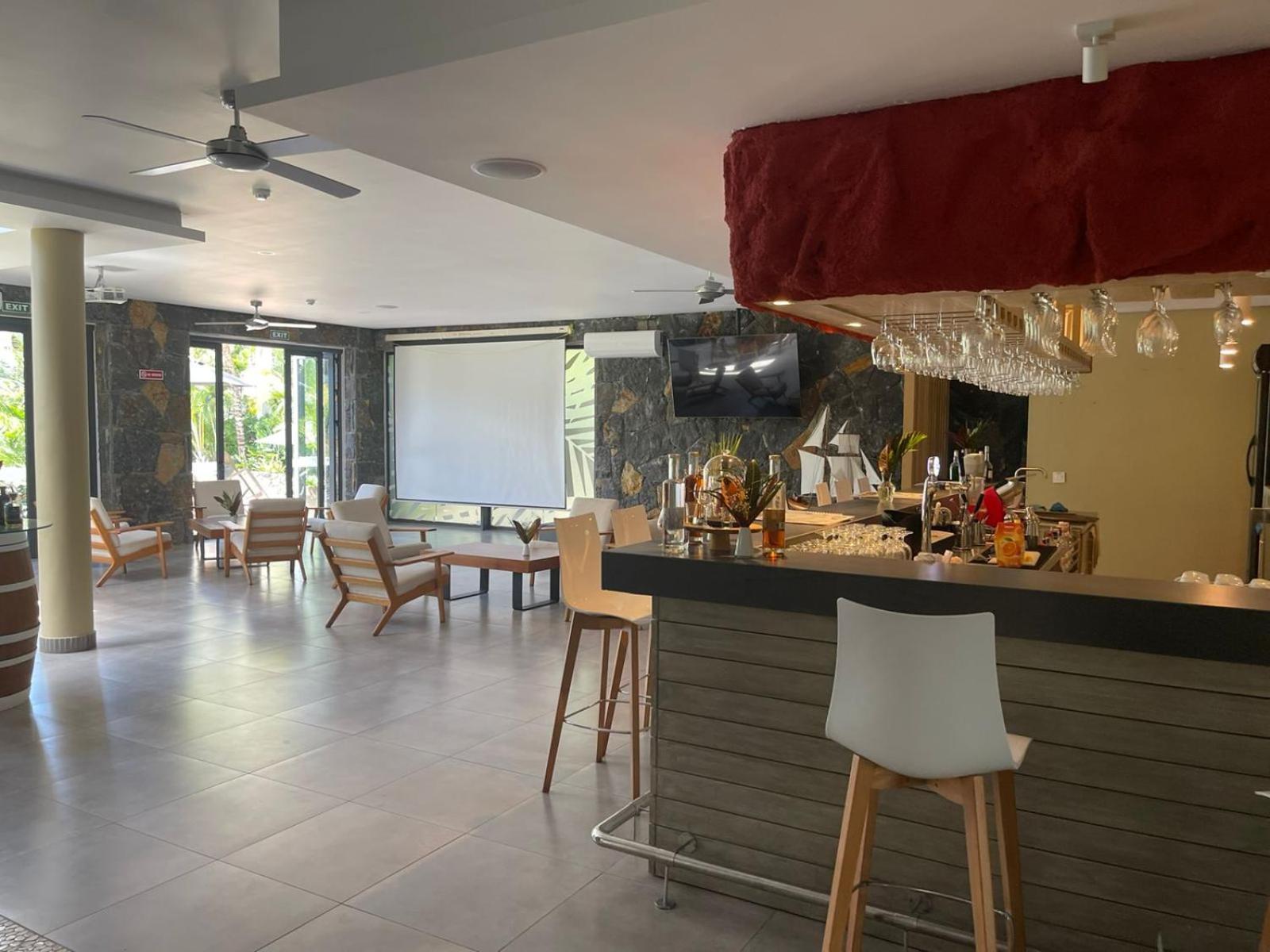 Wonderful Mont Choisy Flat, Huge Lagoon Pool Mont-Choisy Exterior foto